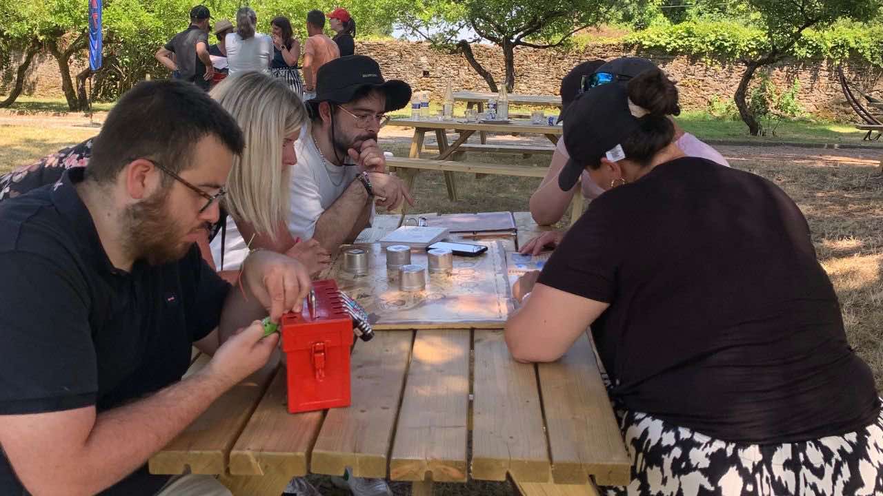 header-rallye-jeux-de-piste-team-building